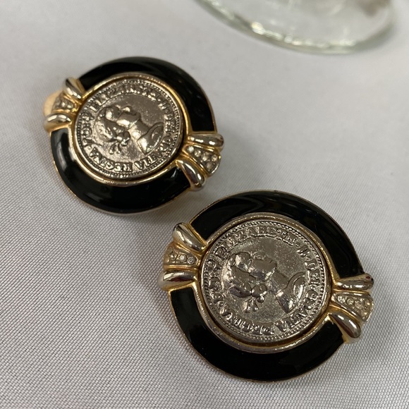 Oversized Vintage 80’s coin style enameled earrings - Picture 5 of 7